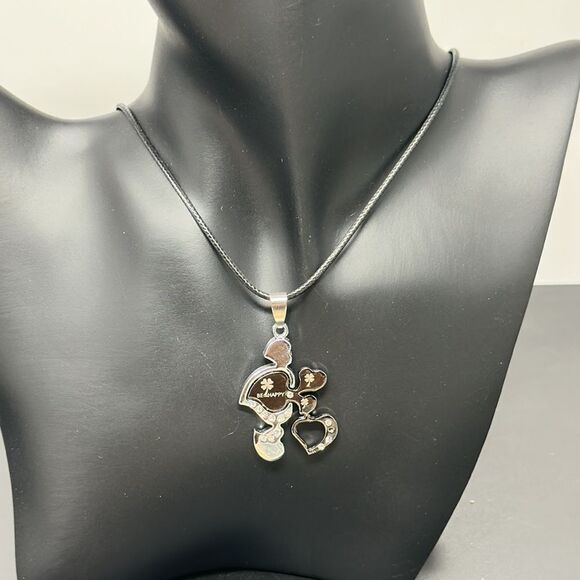 Gorgeous Be happy hearts necklace - Picture 2 of 3